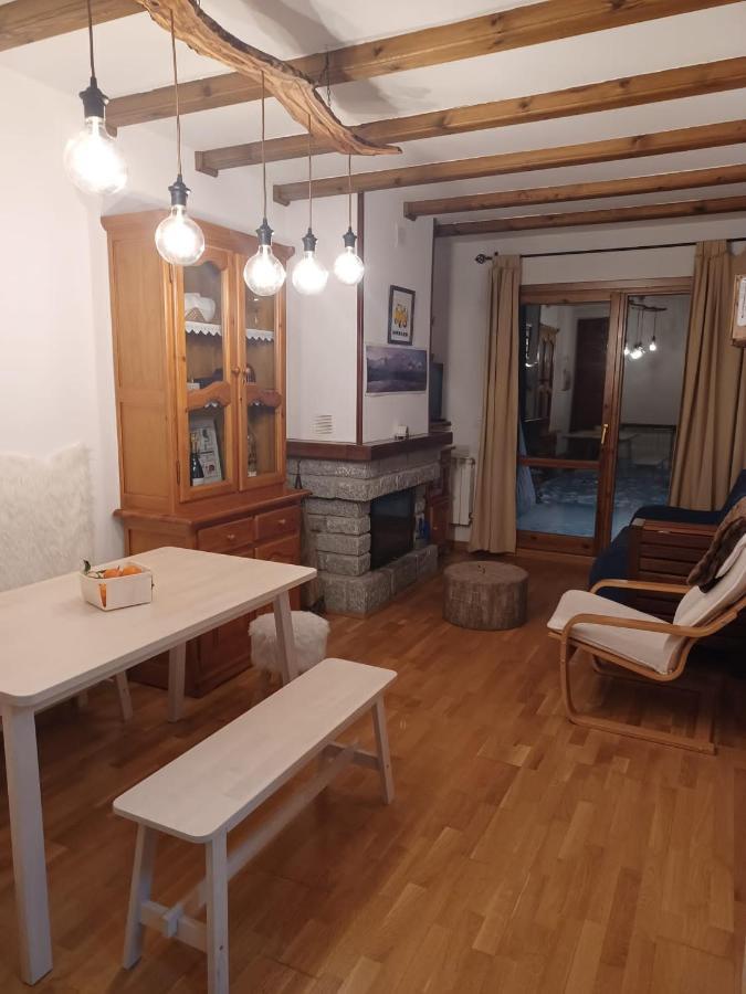 Cerler Apartment Luaran gambar